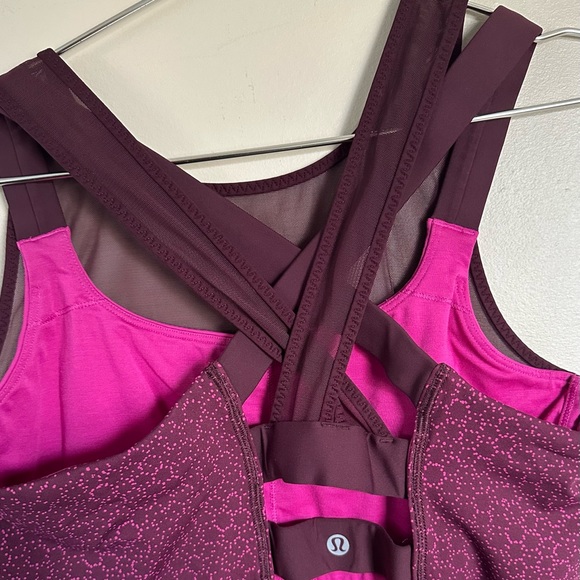 Lululemon Tank Top Criss-Cross Back Mesh Burgundy Pink Size 10 - Picture 3 of 4